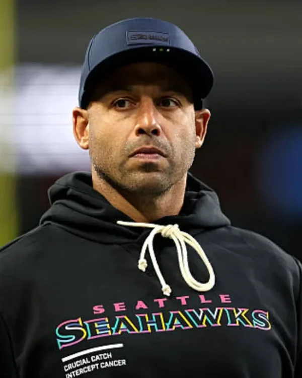 Aden Durde Seattle Seahawks 2025 Crucial Catch Hoodie