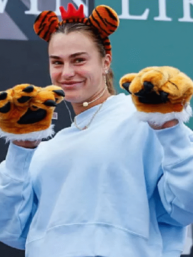 Aryna Sabalenka 2025 Wuhan Open Fan Meeting Sweatshirt