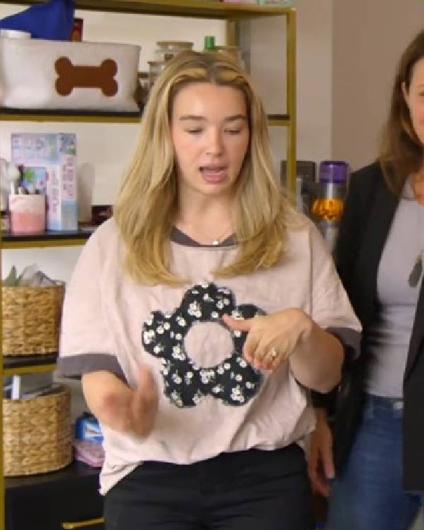 Baylen Out Loud S02 Baylen Dupree Black Floral Top