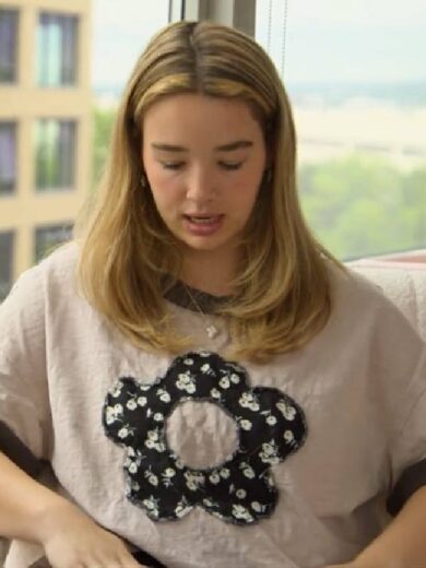 Baylen Out Loud S02 Baylen Dupree Black Floral Top