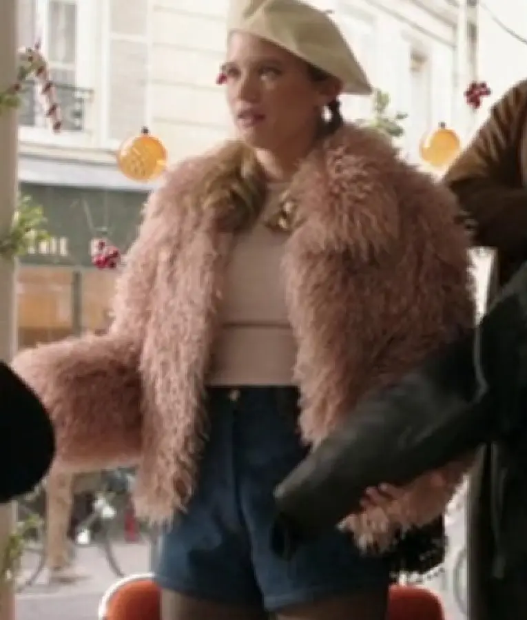 The Summer I Turned Pretty S03 Taylor Jewel Fur Jacket