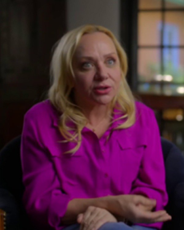 TV We Love S01 Nicole Sullivan Camp Shirt